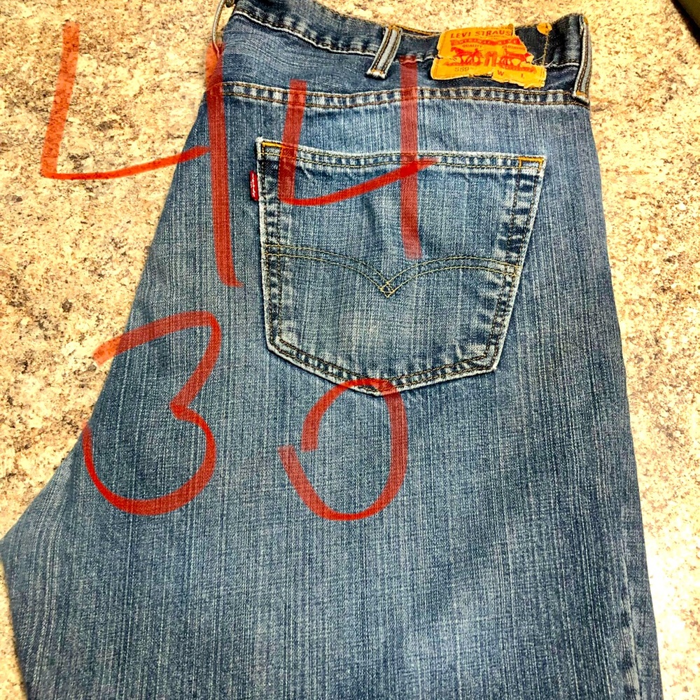 levi Strauss men’s jeans